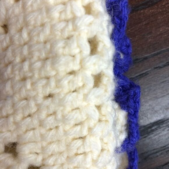 Set of 2 Vintage Granny Square Pillow Covers - Picture 8 of 10